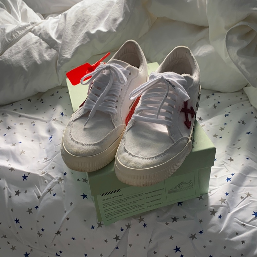 Off-White low top canvas shoes